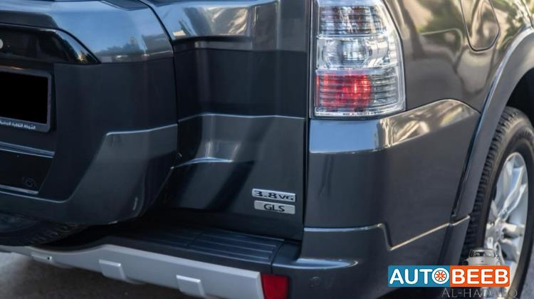 Mitsubishi Pajero 2019