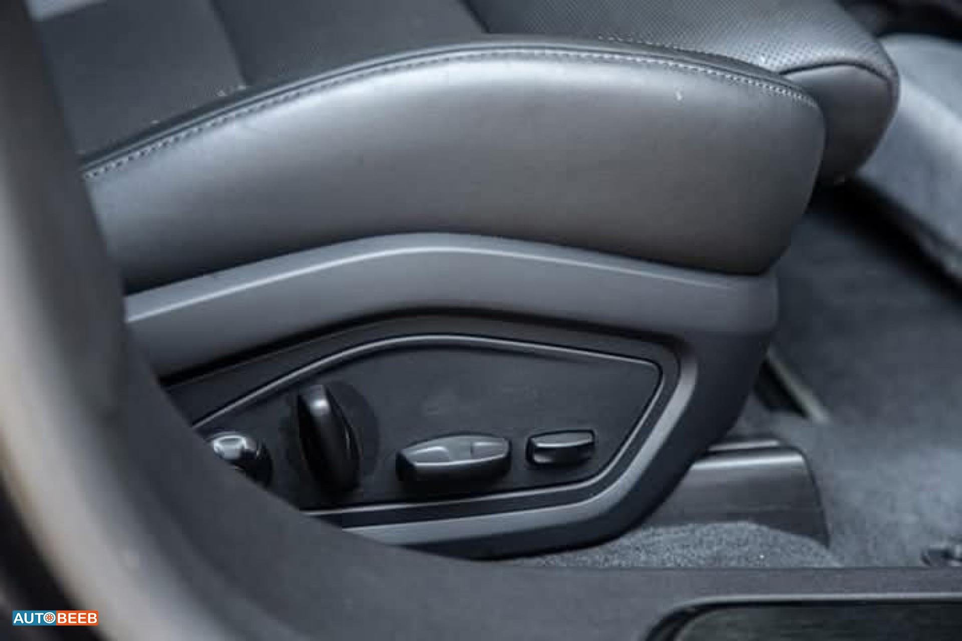 بورش تايكان 2021