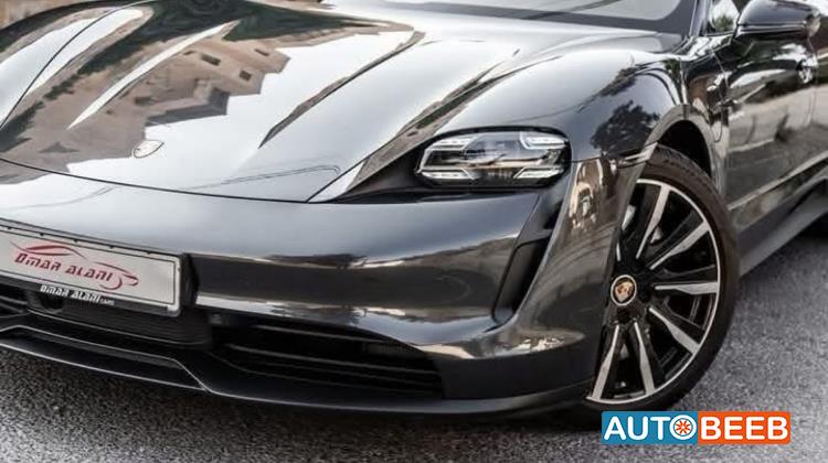 بورش تايكان 2021