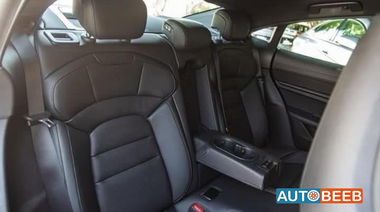 بورش تايكان 2021