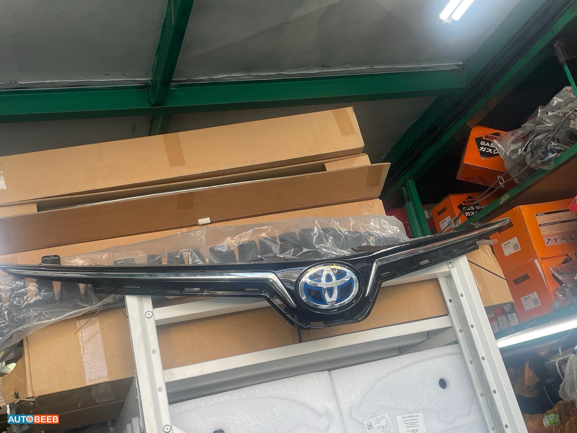 Body  Grilles Toyota Corolla