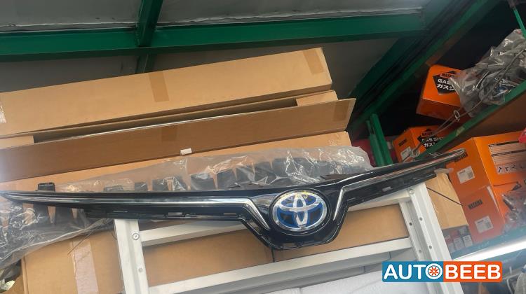 Body  Grilles Toyota Corolla