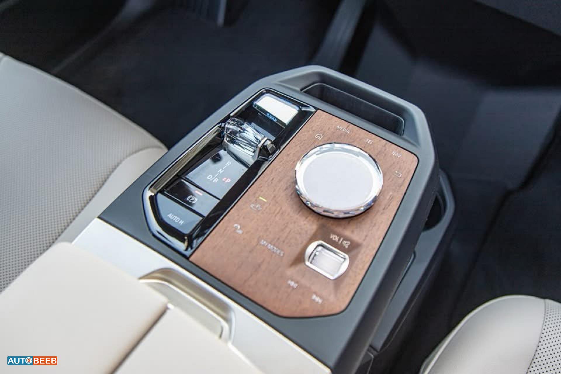 BMW iX xDrive40 2023