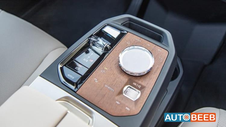 BMW iX xDrive40 2023