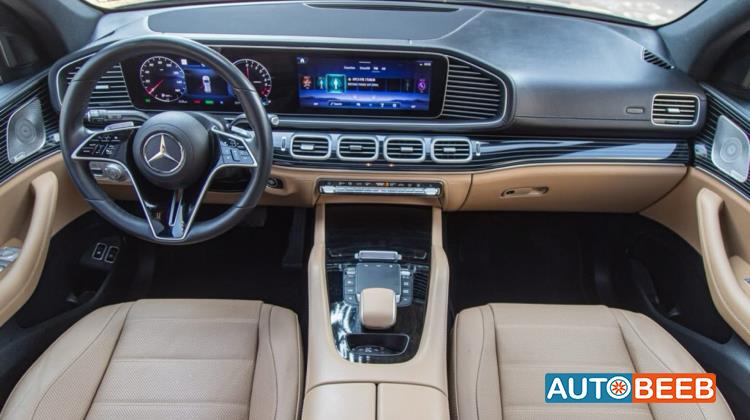 Mercedes Benz GLE450 2024