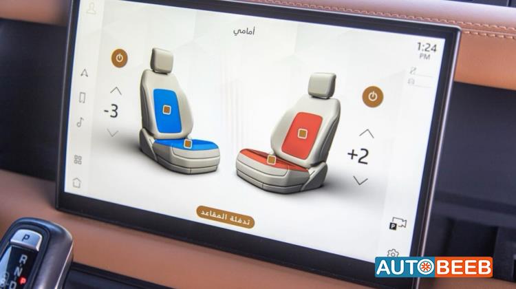 Land Rover Defender 2023