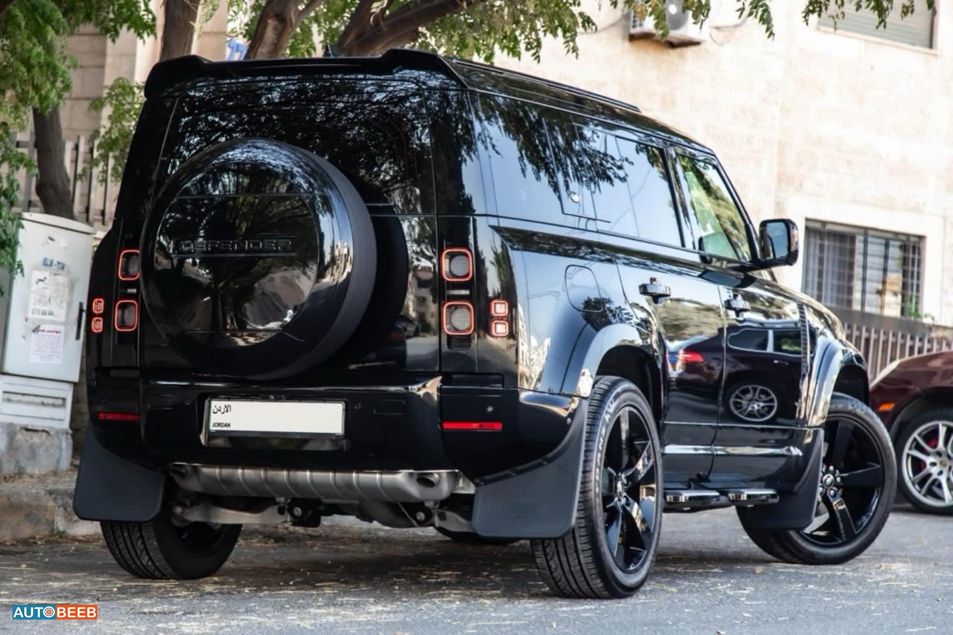 Land Rover Defender 2023