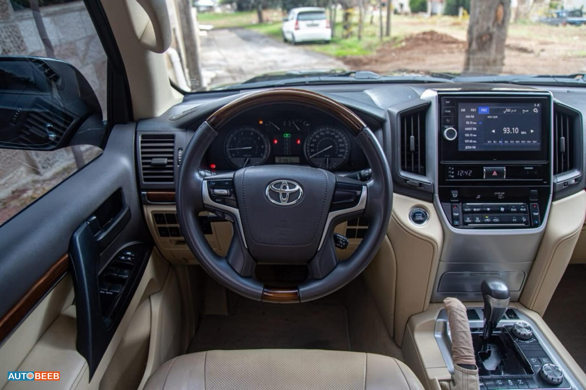 Toyota Land Cruiser 2017