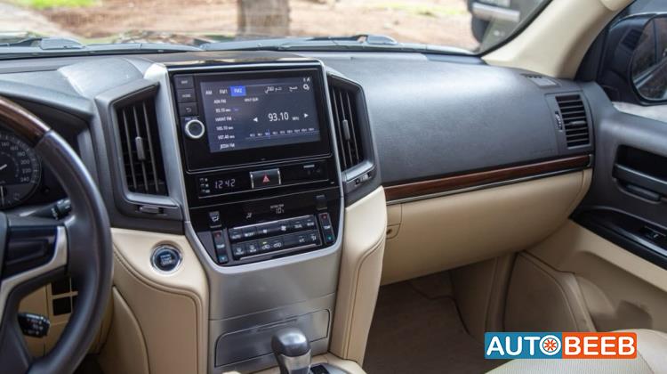 Toyota Land Cruiser 2017