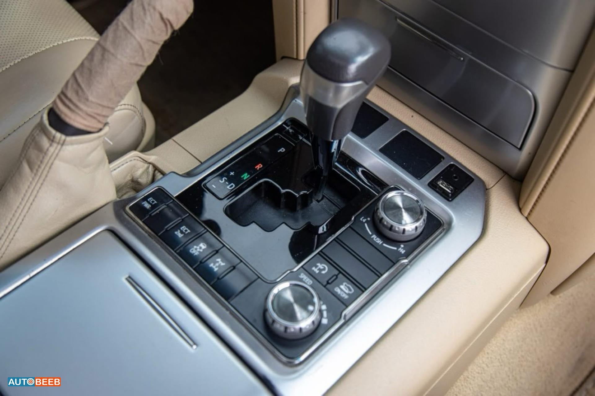 Toyota Land Cruiser 2017