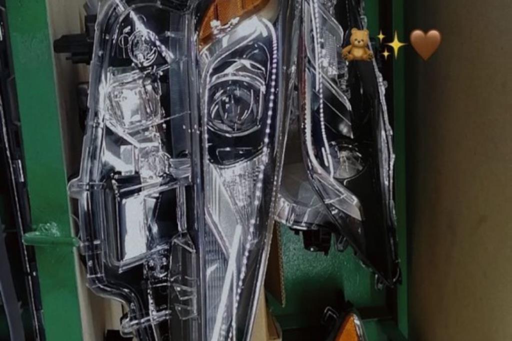 Lights Front light Toyota Prius