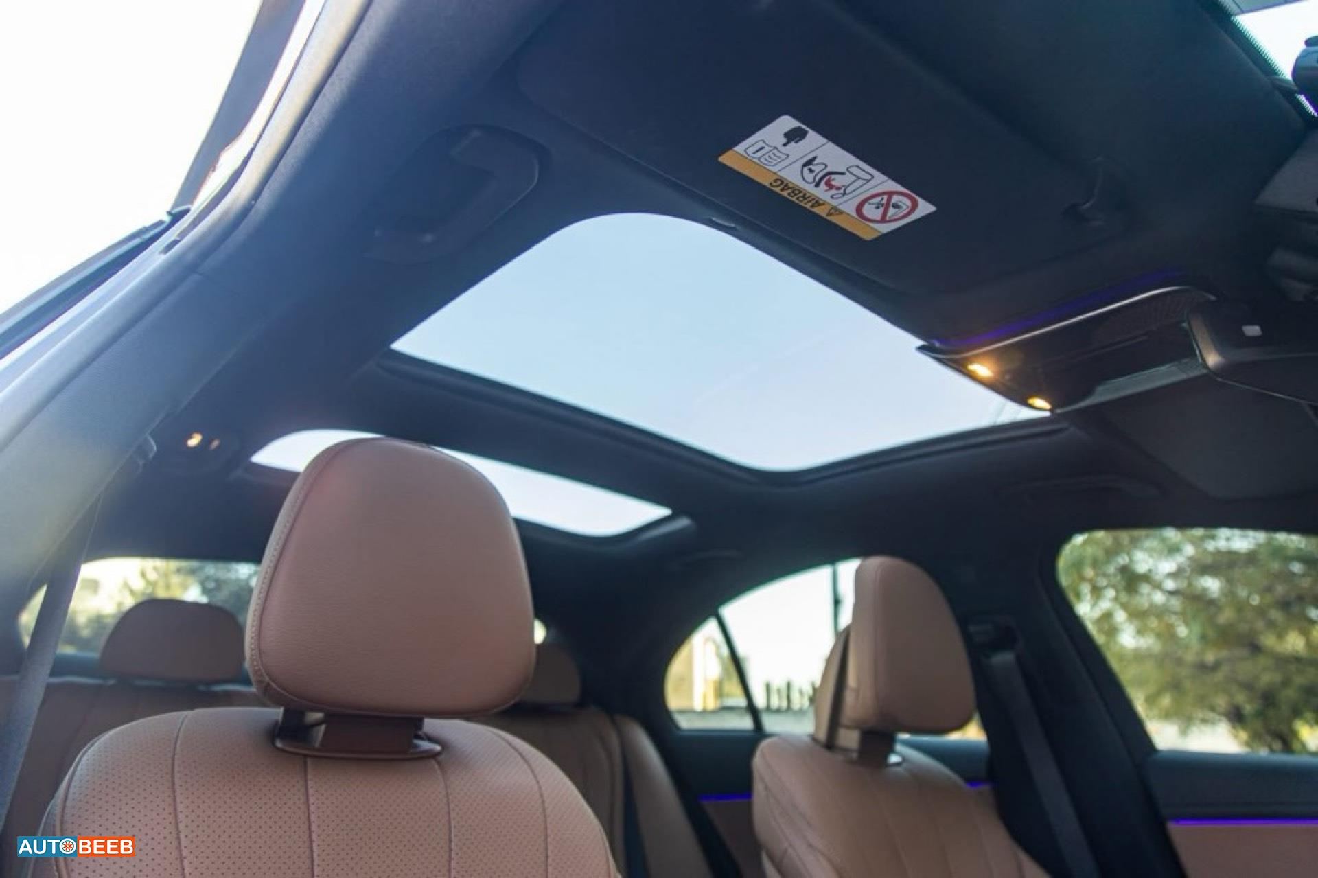 Mercedes Benz E200 2025