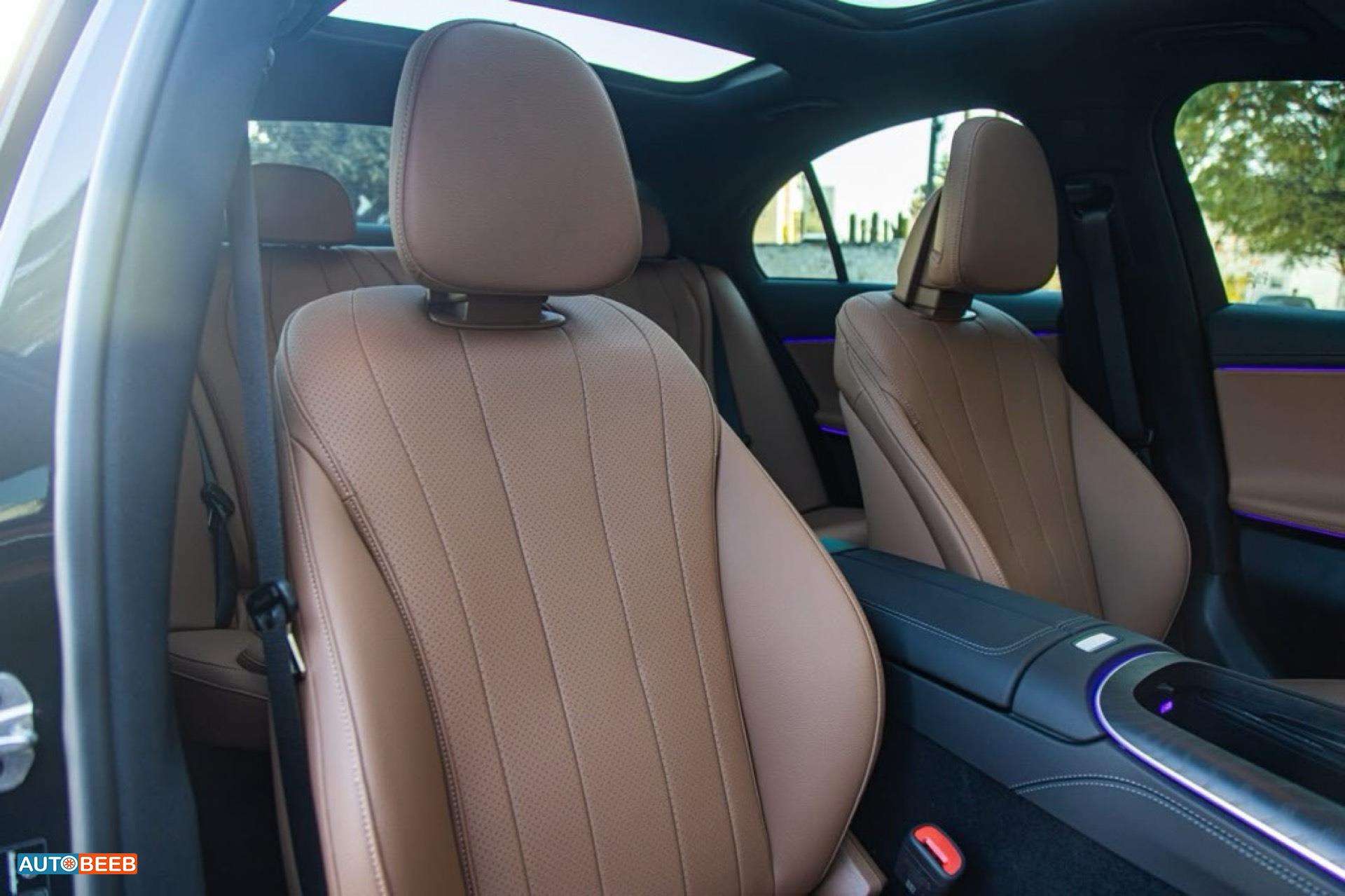 Mercedes Benz E200 2025