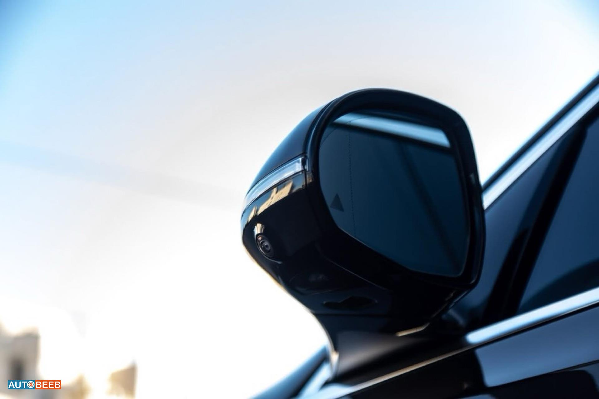 Mercedes Benz E200 2025