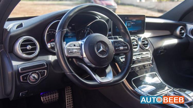 Mercedes Benz C200 2019