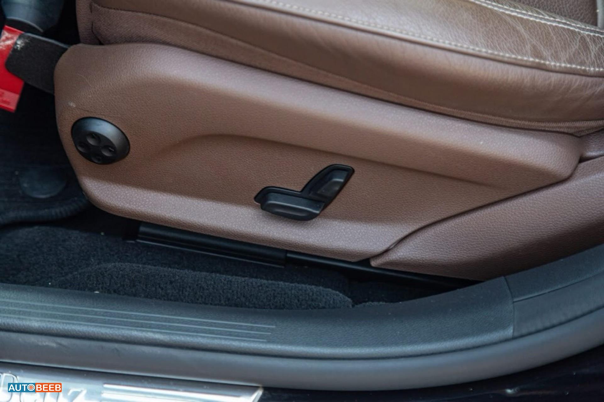 Mercedes Benz E350e 2019