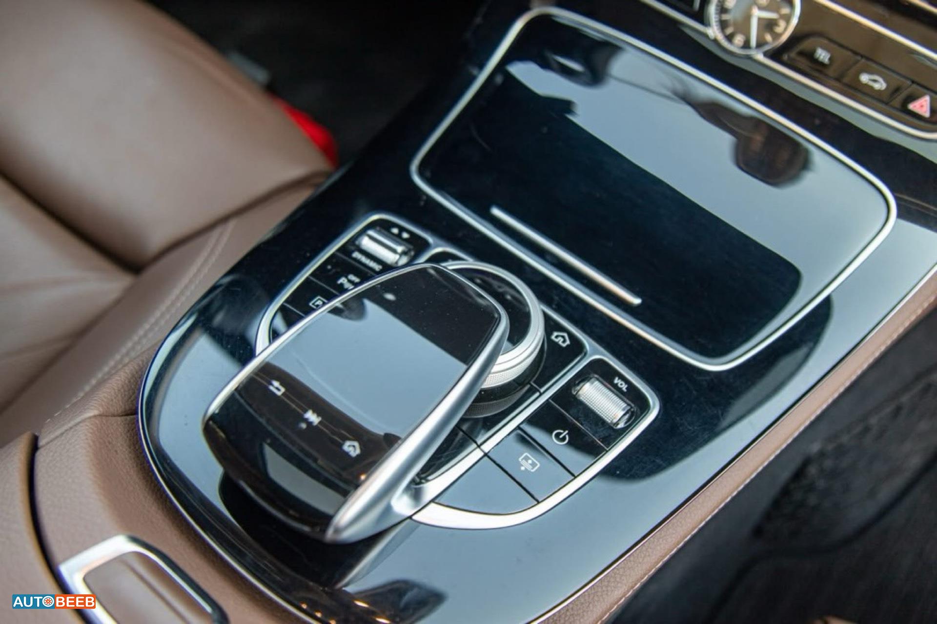 Mercedes Benz E350e 2019