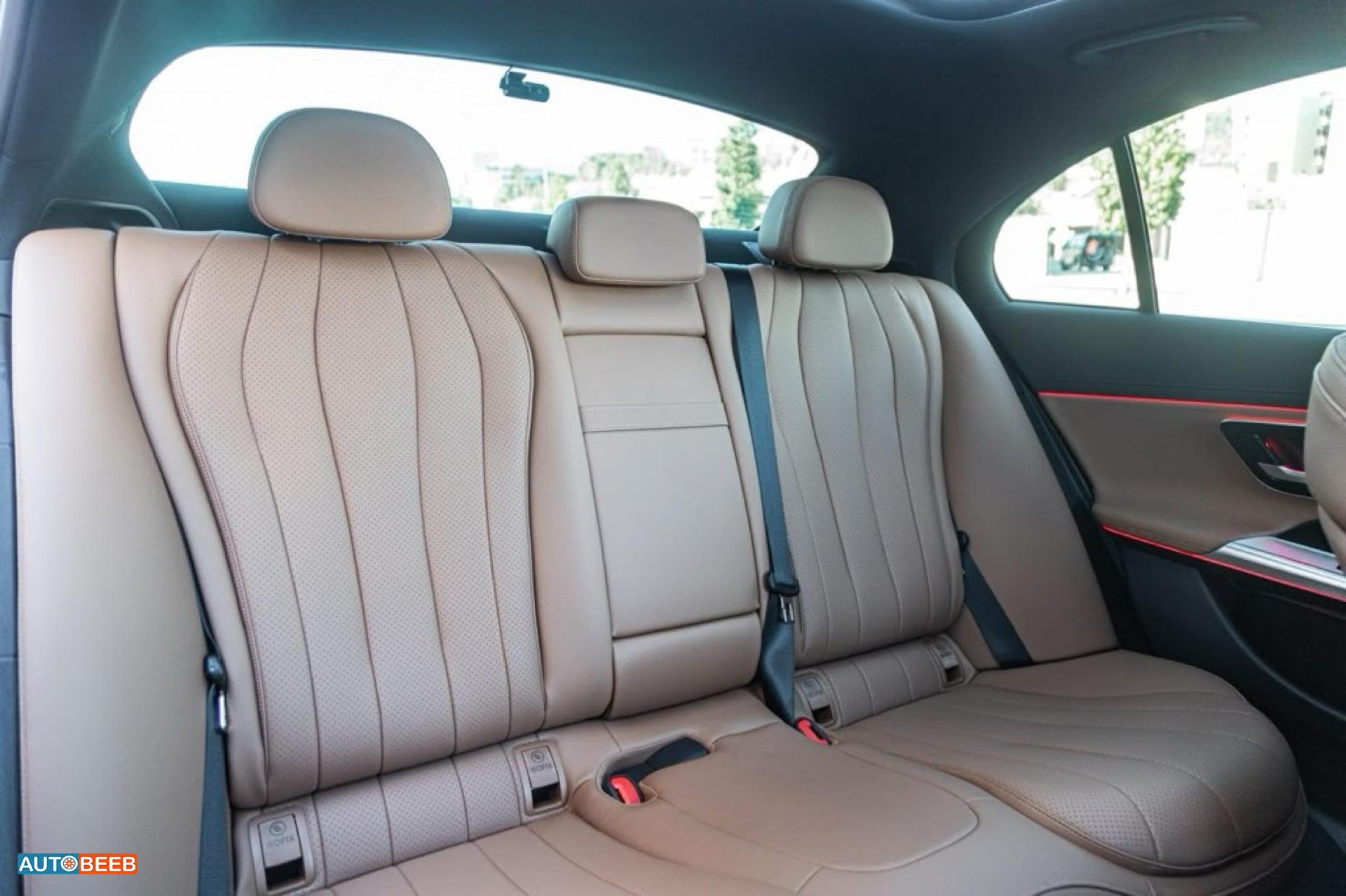 Mercedes Benz E200 2025