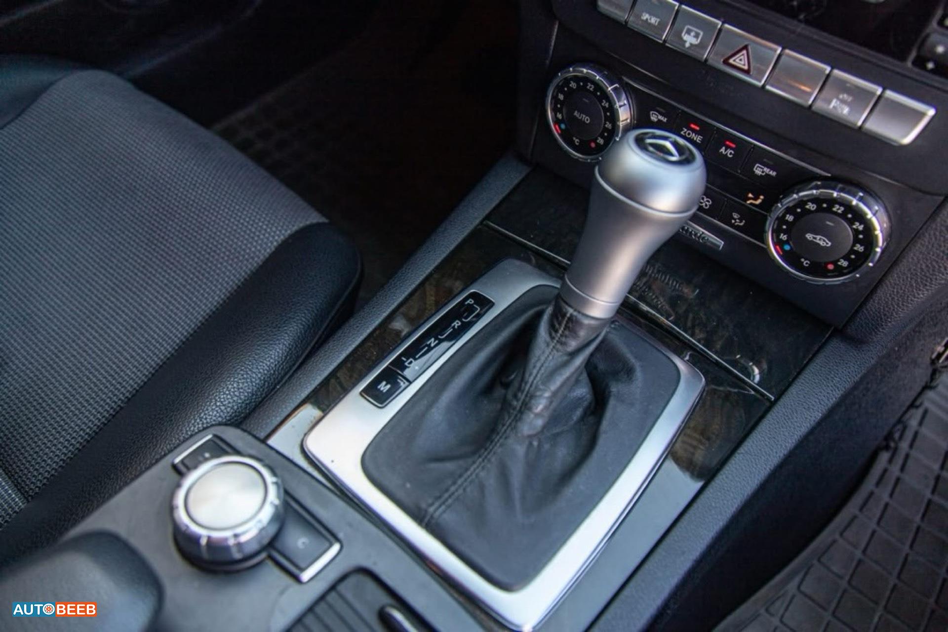 Mercedes Benz C200 2012