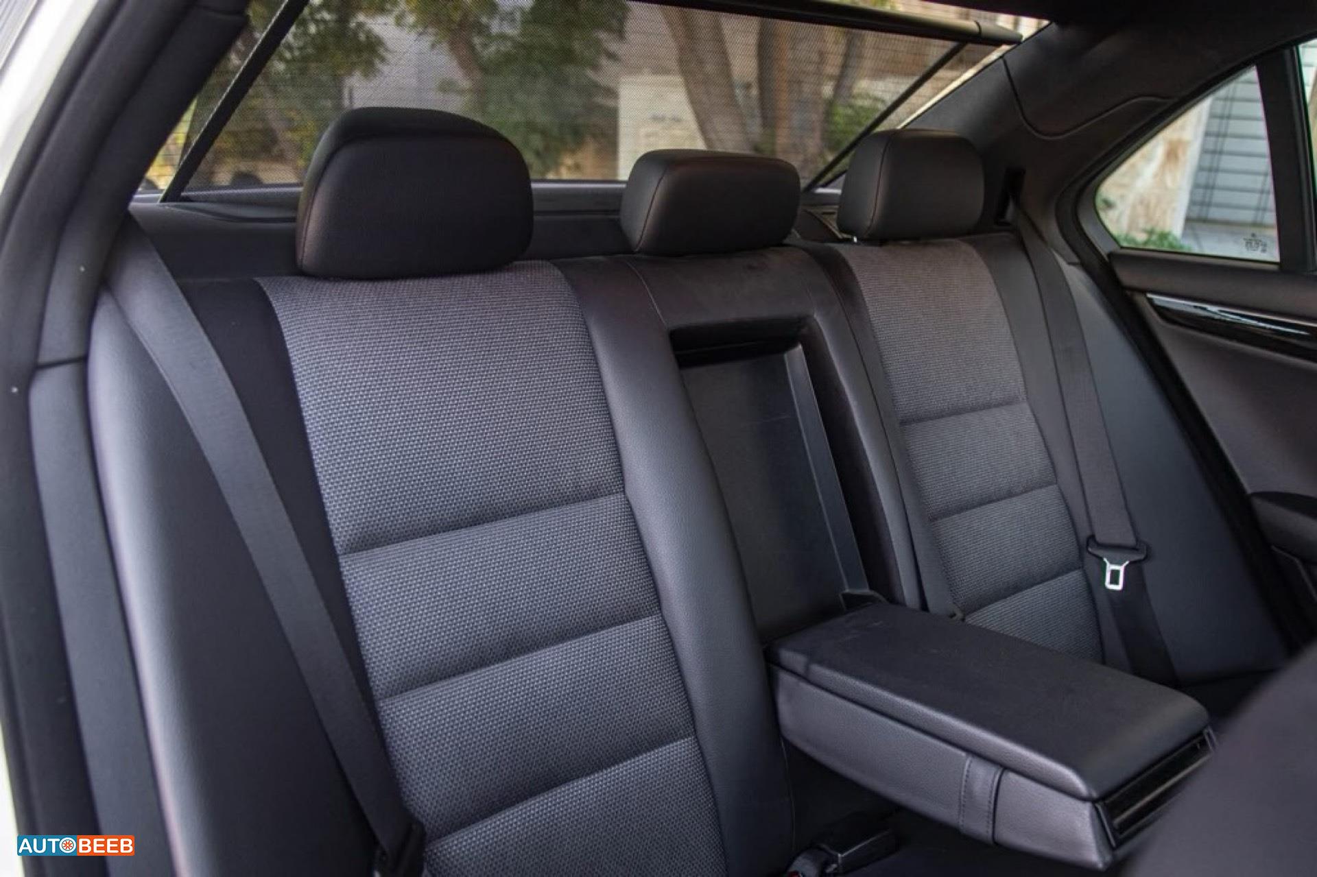 Mercedes Benz C200 2012