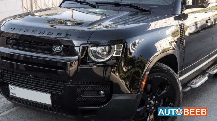 Land Rover Defender 2023