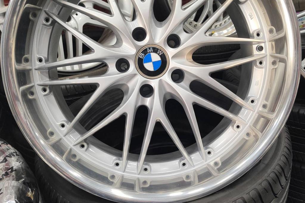 Wheel and Rims Rims BMW 520