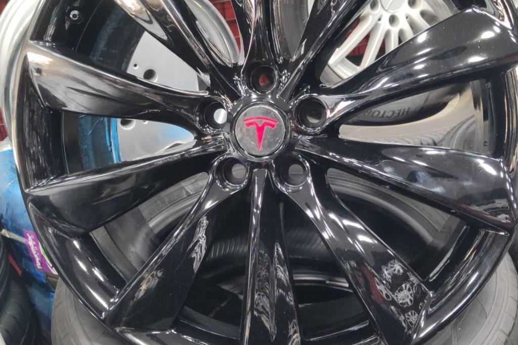 Wheel and Rims Rims Tesla S