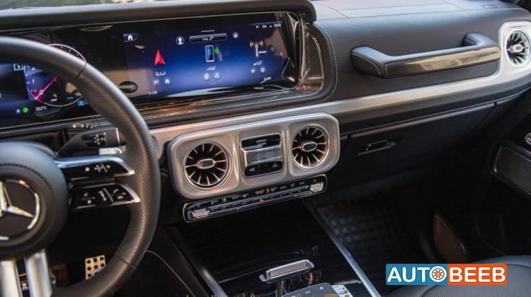 Mercedes Benz G500 2025