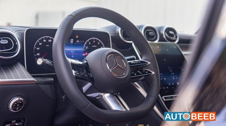 Mercedes Benz GLC200 2024