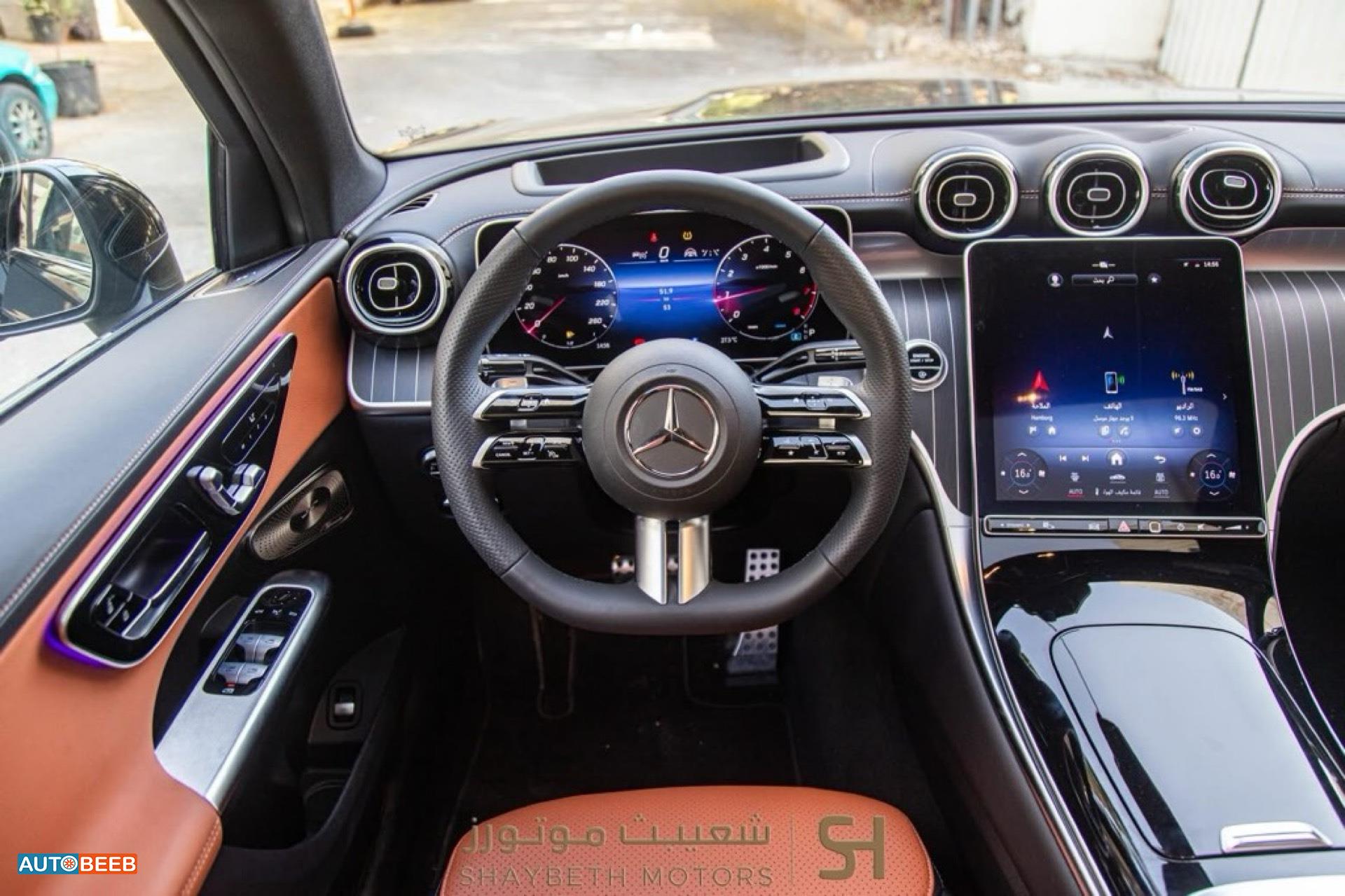 Mercedes Benz GLC200 2024