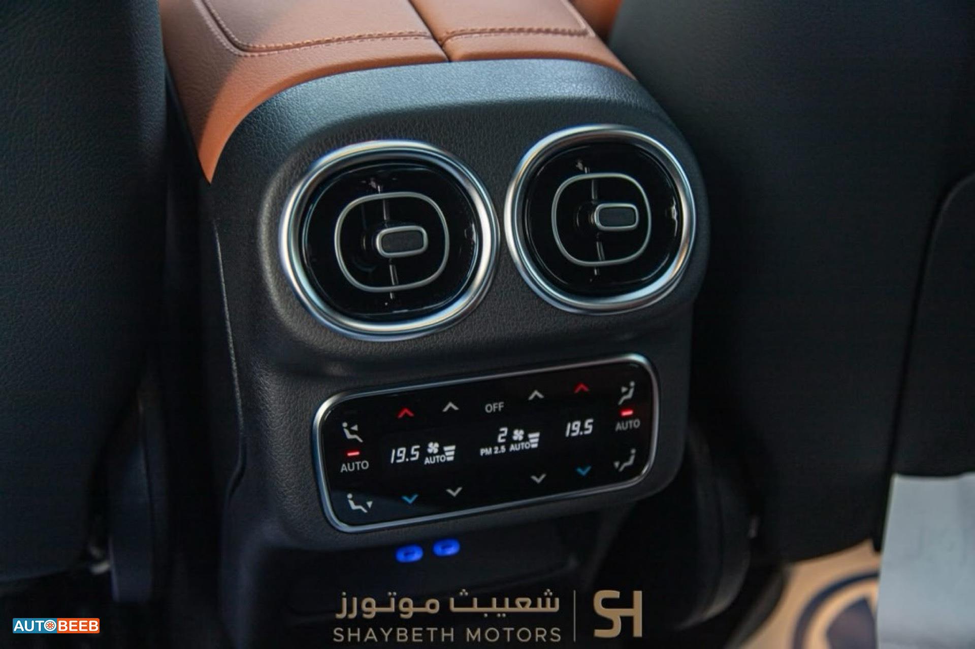 Mercedes Benz GLC200 2024