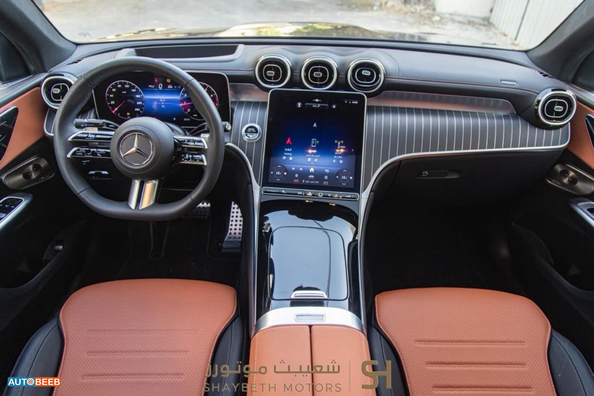 Mercedes Benz GLC200 2024