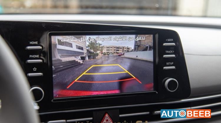 Hyundai Elantra 2022