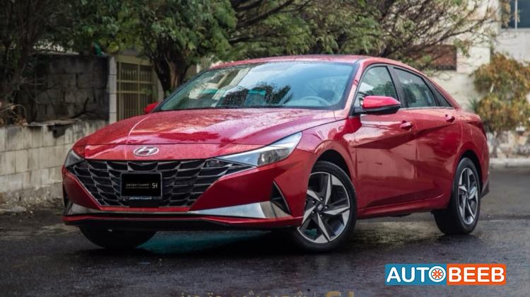 Hyundai Elantra 2022