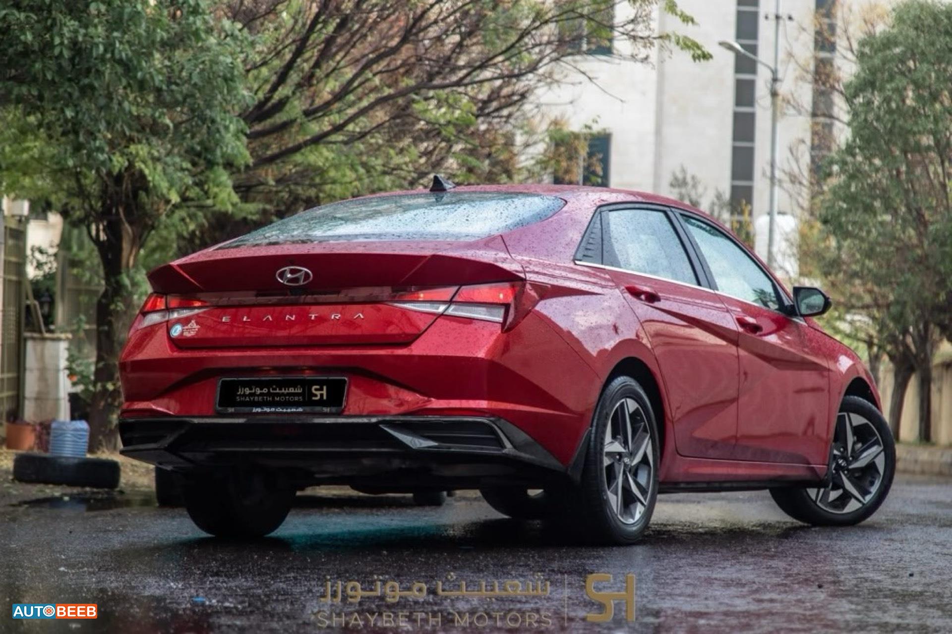 Hyundai Elantra 2022