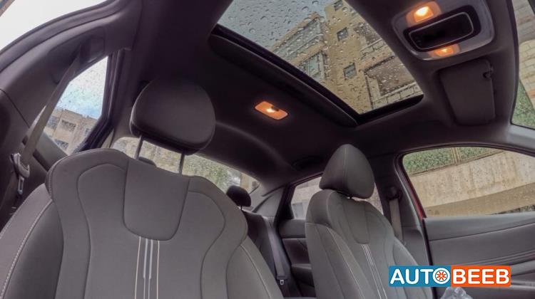 Hyundai Elantra 2022