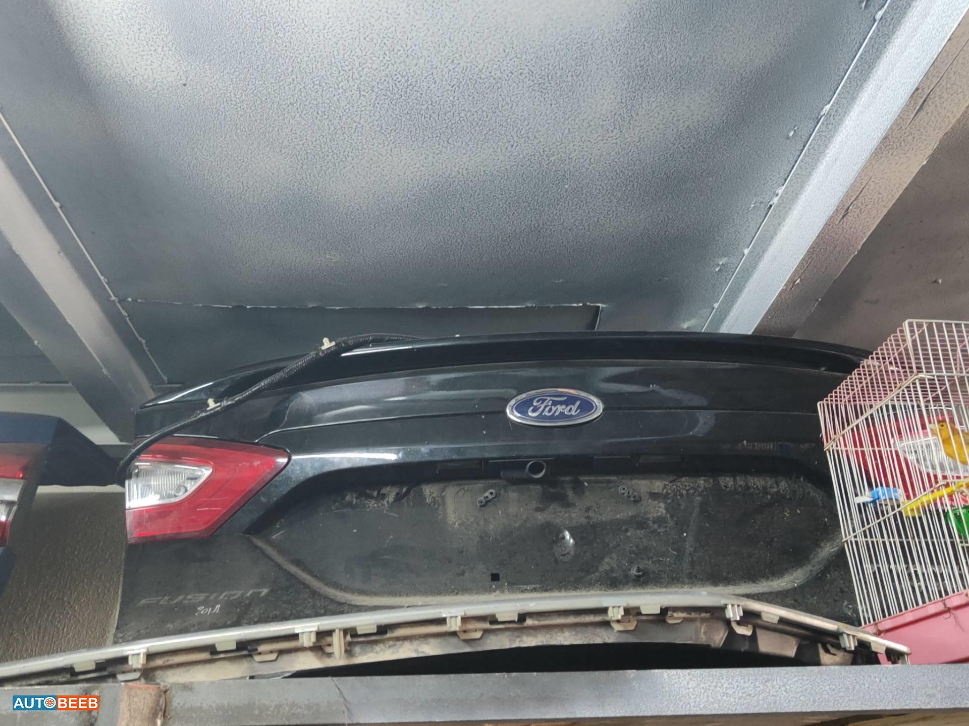 Body  Trunk Ford Fusion