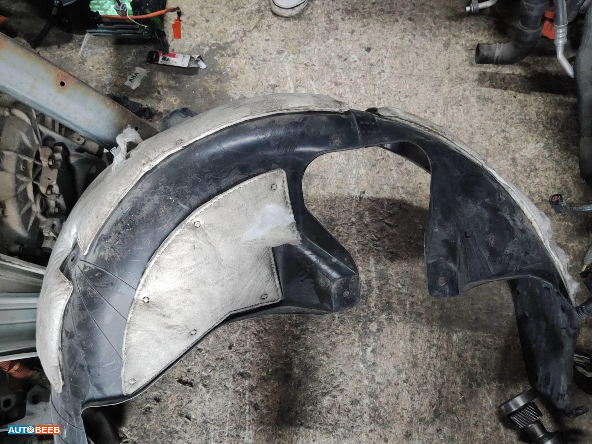 Body  RR BUMPER Ford Fusion