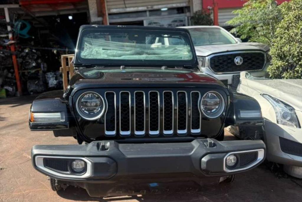 Body  Front clip Jeep Wrangler
