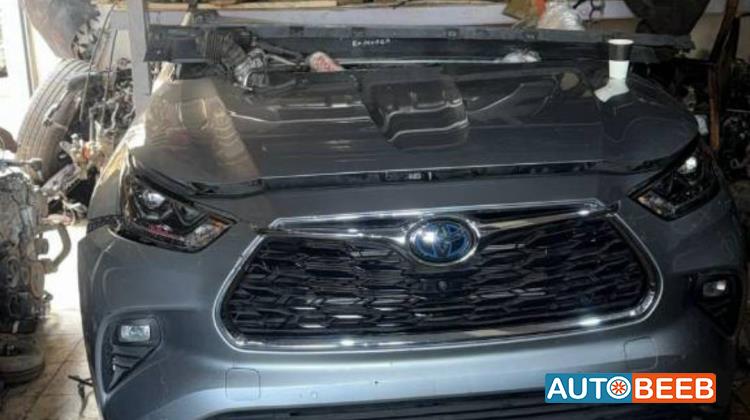 Body  Front clip Toyota Highlander