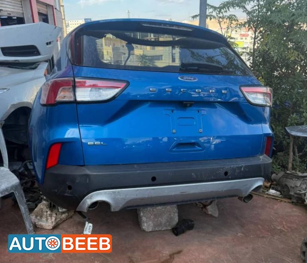 Body  Front clip Ford Escape