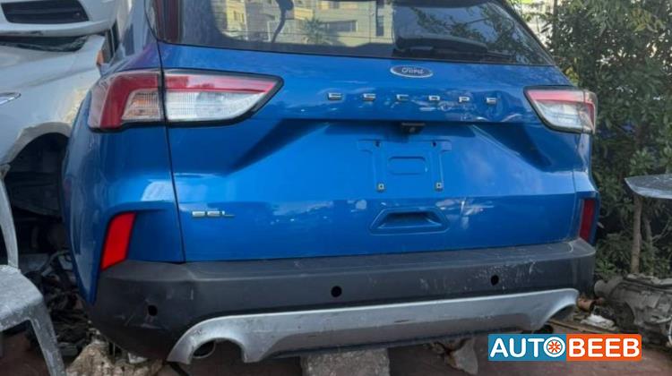 Body  Front clip Ford Escape