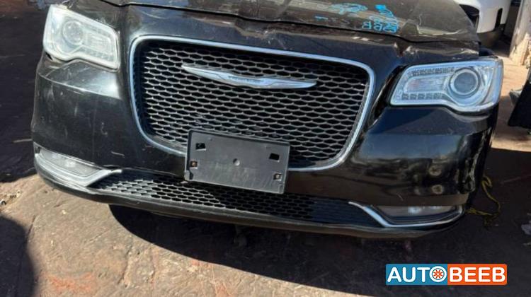 Body  Front clip Chrysler 300C