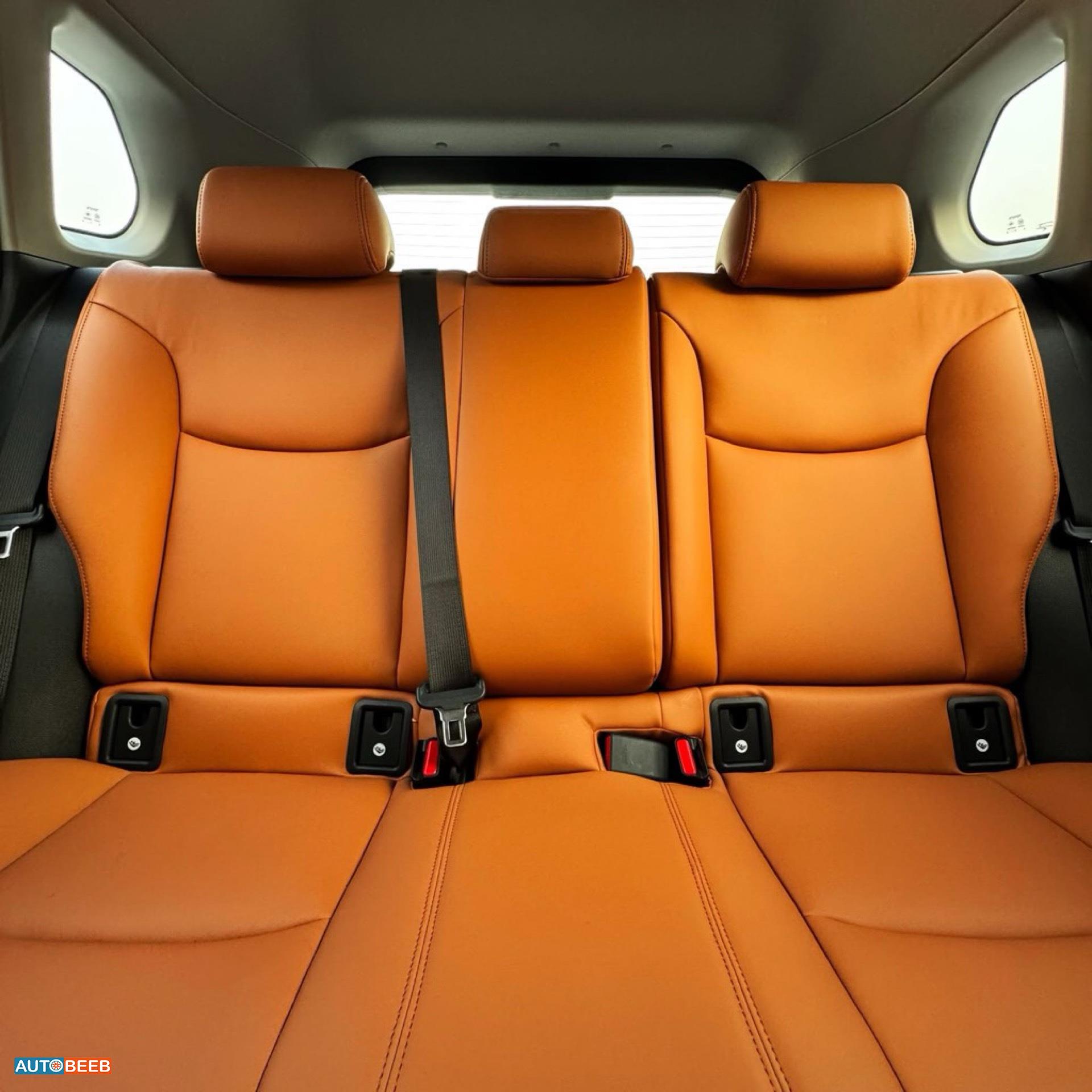 Toyota Frontlander 2025