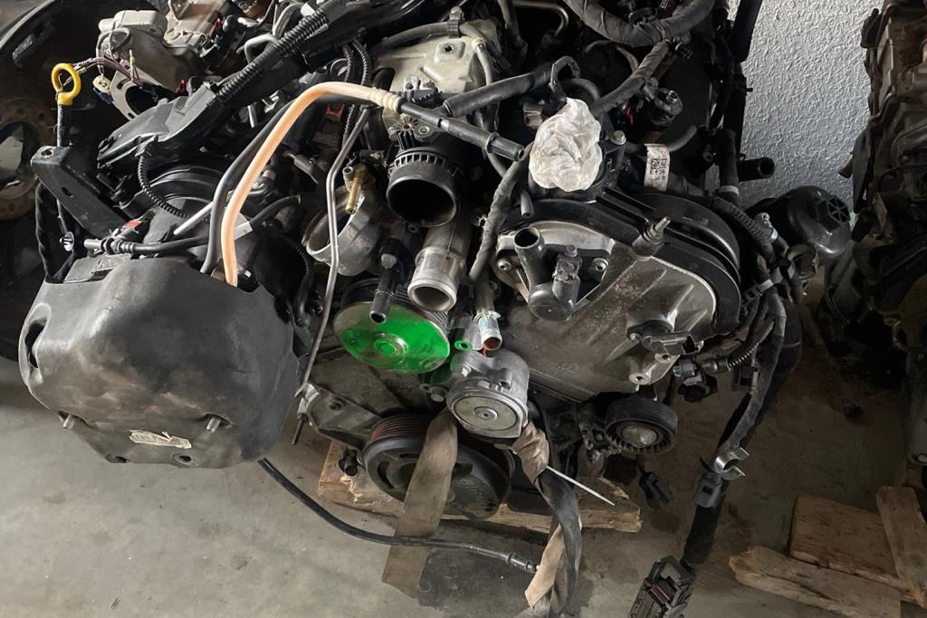 Engine Full Engine Dodge RAM