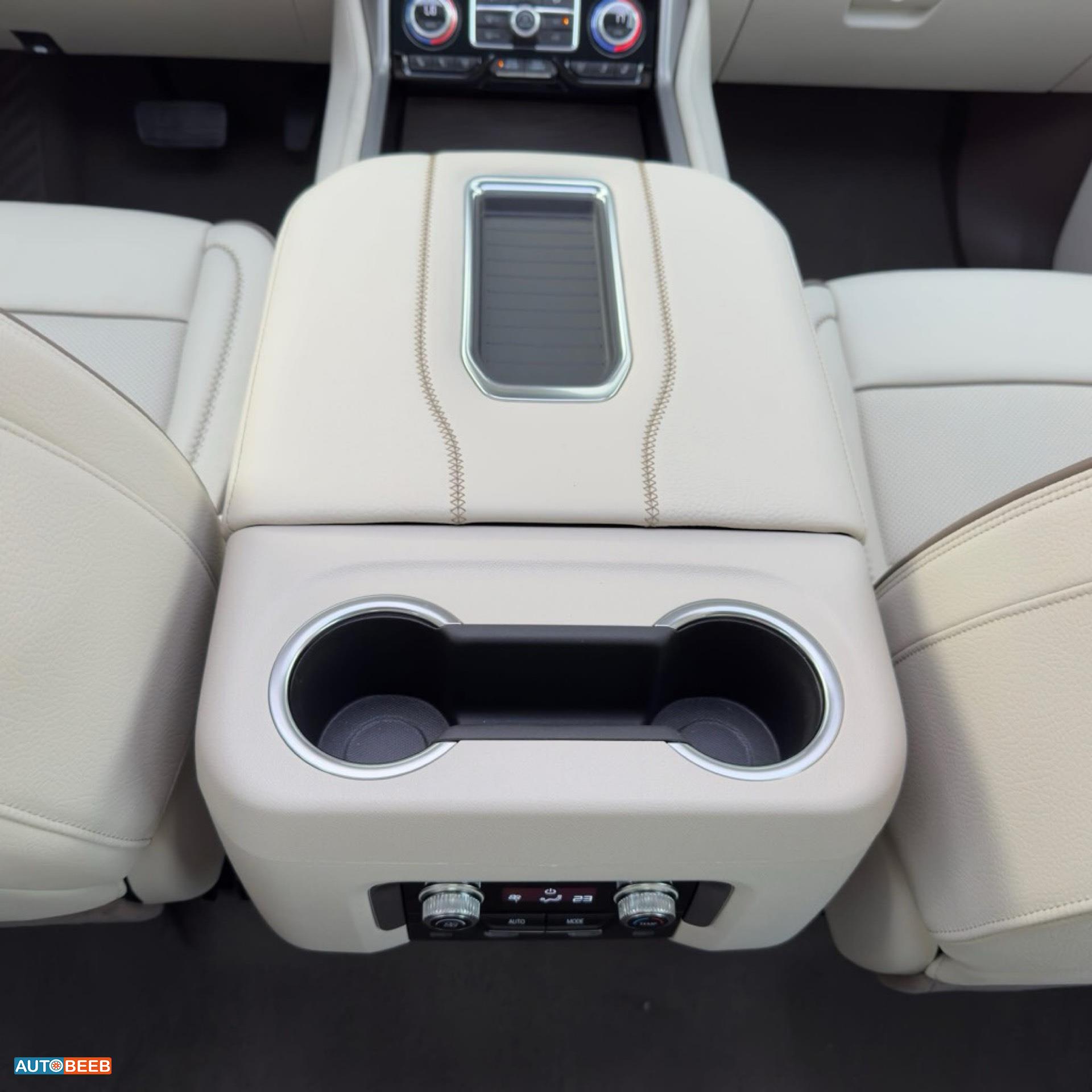 Cadillac Escalade 2024