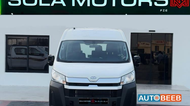 Minibus Toyota 2026