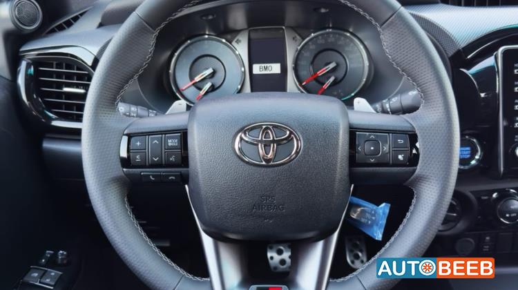 Toyota Hilux 2025