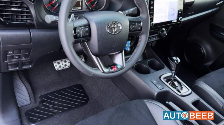 Toyota Hilux 2025