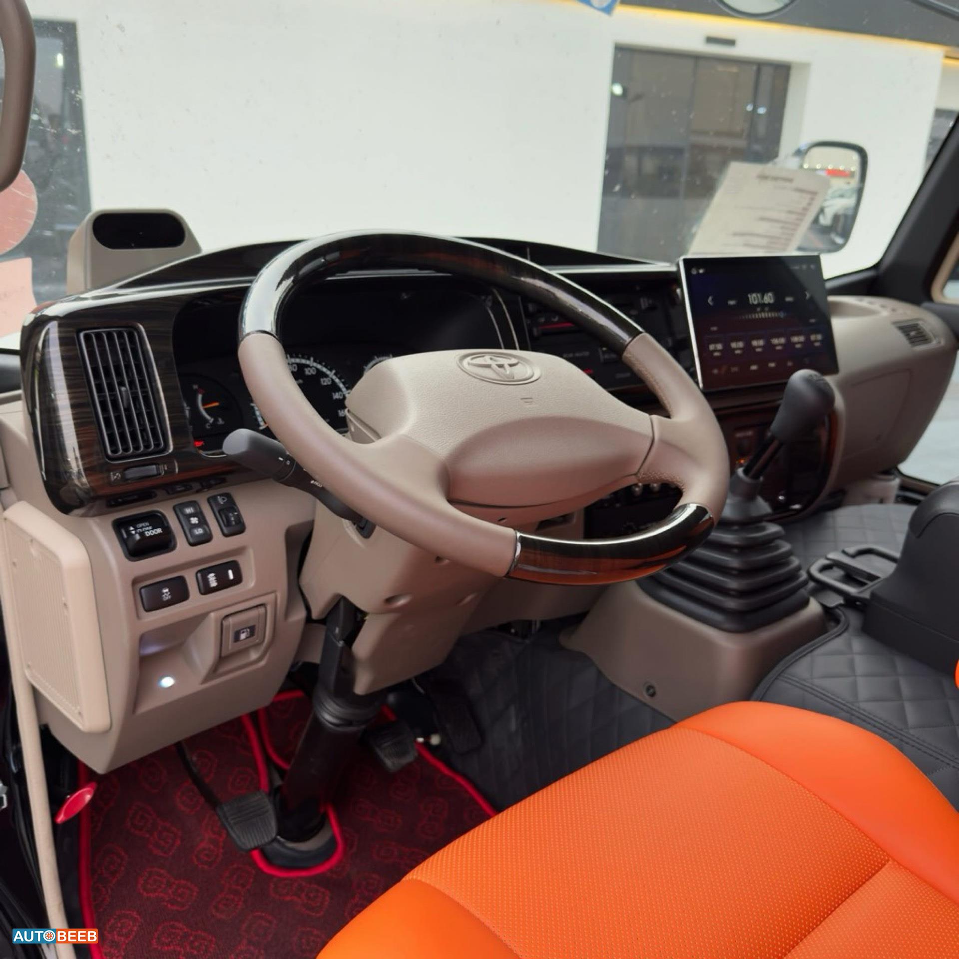 City Bus Toyota 2025